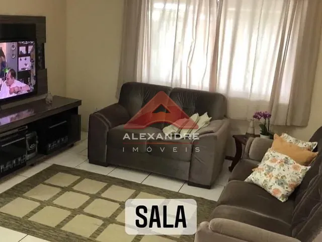 Casa com 136m² 4 quartos e 3 banheiros, à venda, no bairro Jardim das Indústrias em São José dos Campos