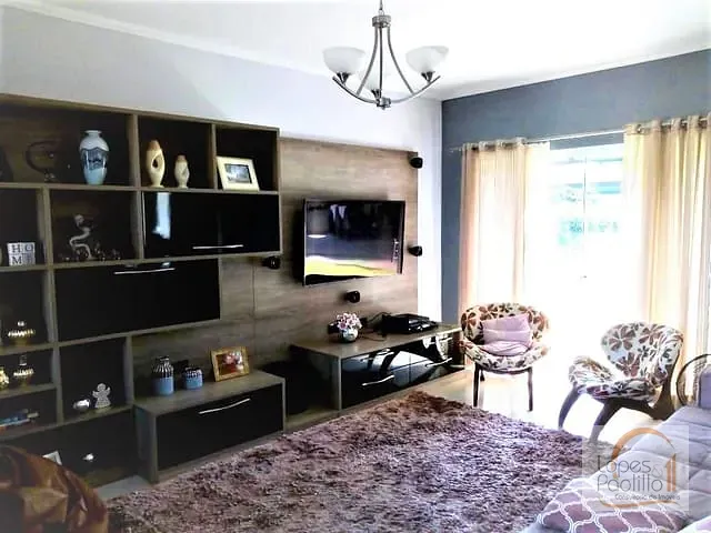 Casa com 800m² 3 quartos e 4 banheiros, à venda, no bairro Vale do Sol em Bom Jesus dos Perdões