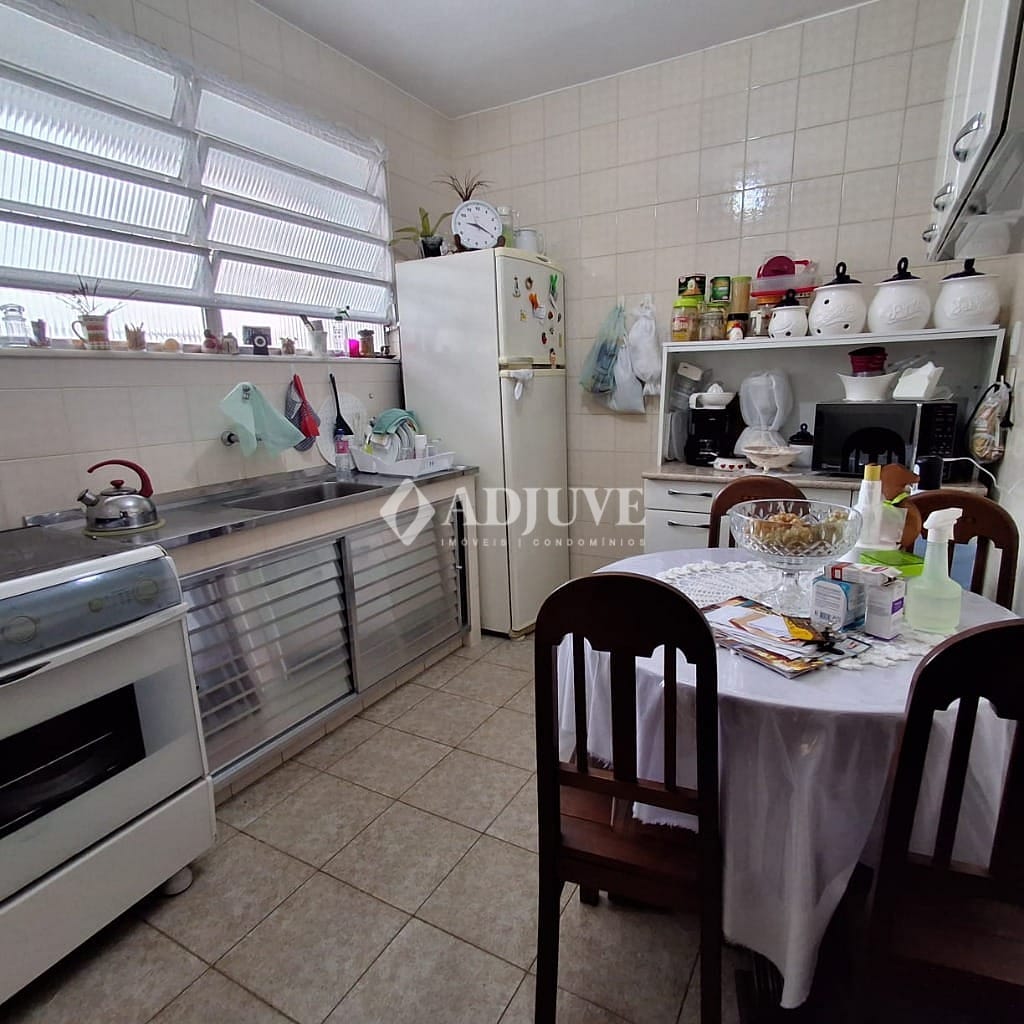 Casa à venda com 5 quartos, 140m² - Foto 27