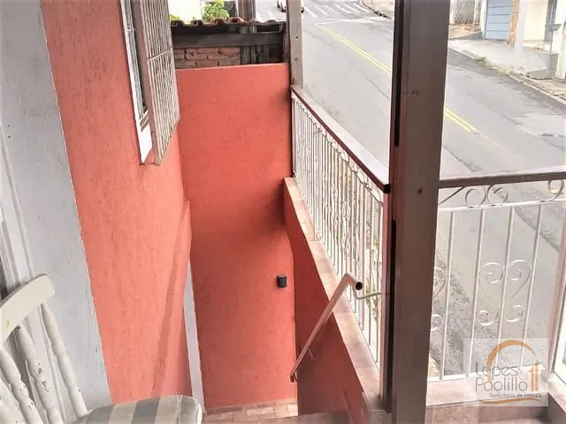 Casa com 125m² 3 quartos e 3 banheiros, à venda, no bairro Jardim do Alvinópolis em Atibaia