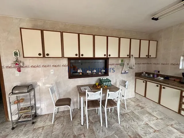 Casa com 534m² 4 quartos e 4 banheiros, à venda, no bairro Gramado em Campinas