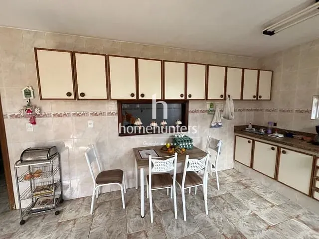 Casa com 534m² 4 quartos e 4 banheiros, à venda, no bairro Gramado em Campinas