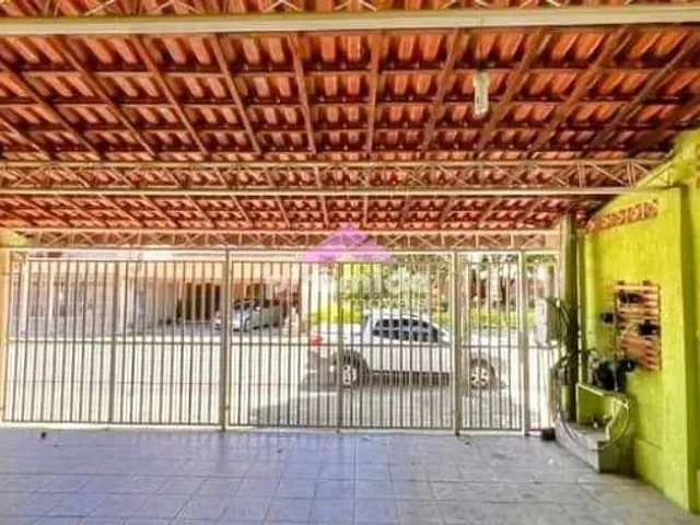 Casa com 184m² 4 quartos e 2 banheiros, à venda, no bairro Jardim das Flores em São José Dos Campos