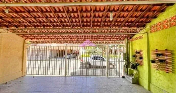 Casa, 4 quartos, 64 m² - Foto 1