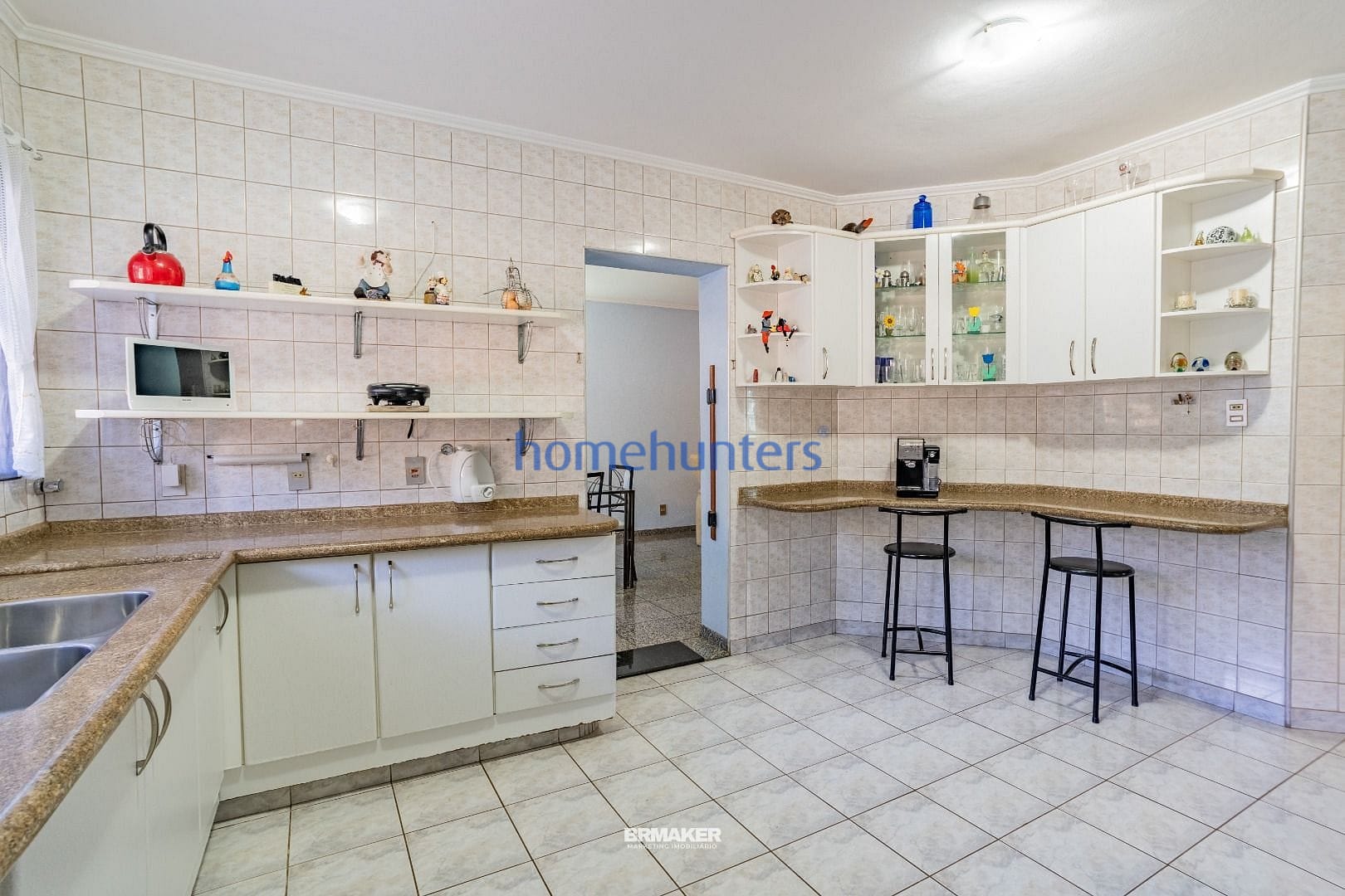 Casa à venda com 4 quartos, 339m² - Foto 14