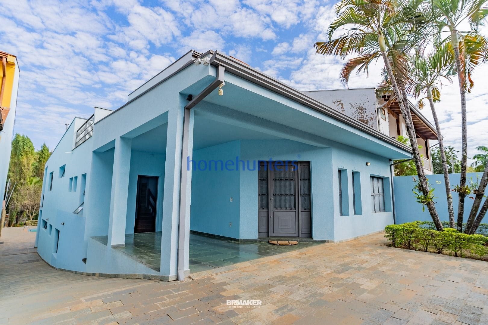 Casa à venda com 4 quartos, 339m² - Foto 2