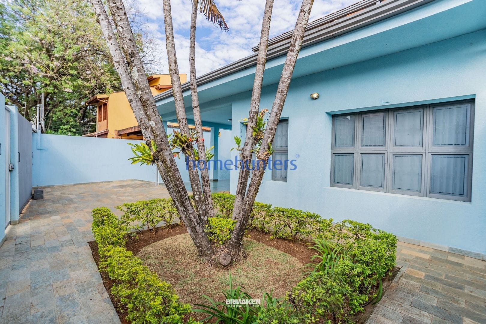 Casa à venda com 4 quartos, 339m² - Foto 3