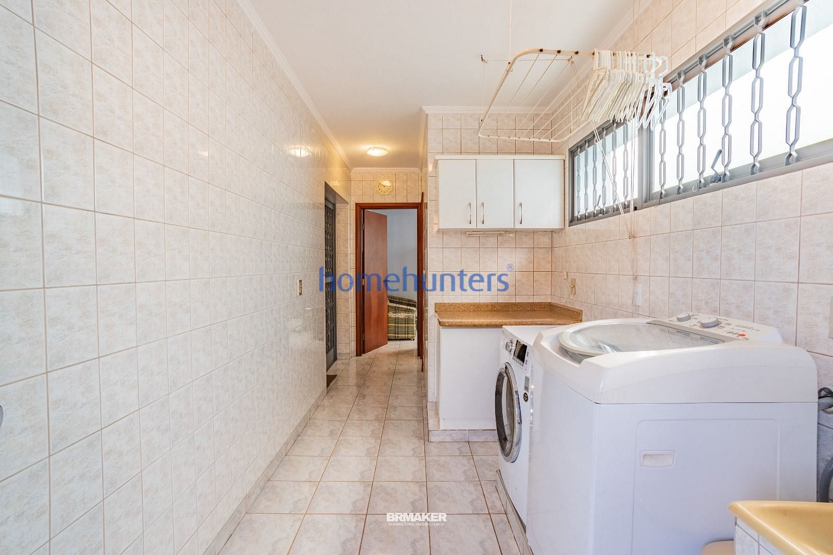 Casa à venda com 4 quartos, 339m² - Foto 18