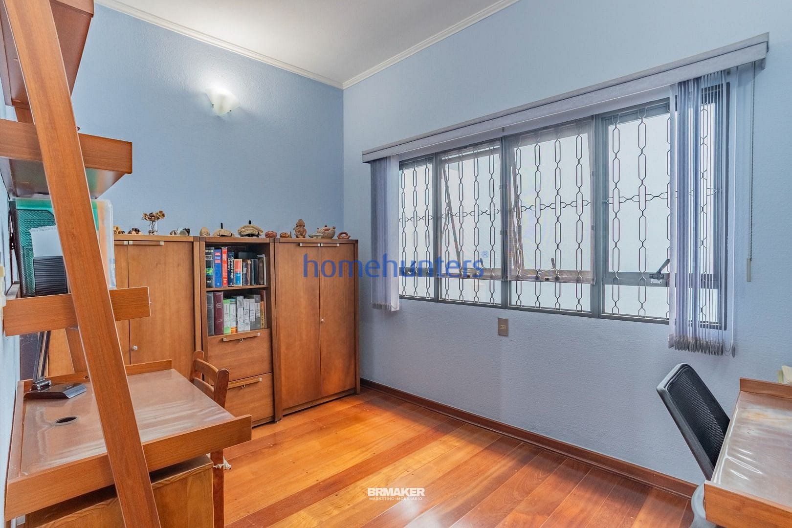 Casa à venda com 4 quartos, 339m² - Foto 11