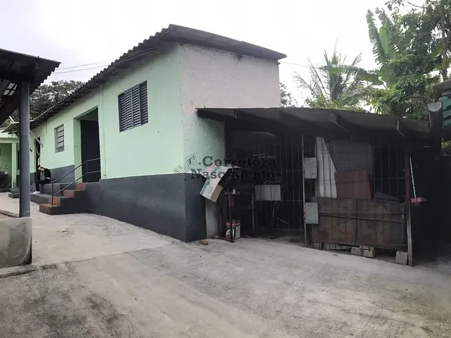Casa com 250m² 4 quartos e 3 banheiros, à venda, no bairro Cidade Nova Jacareí em Jacareí