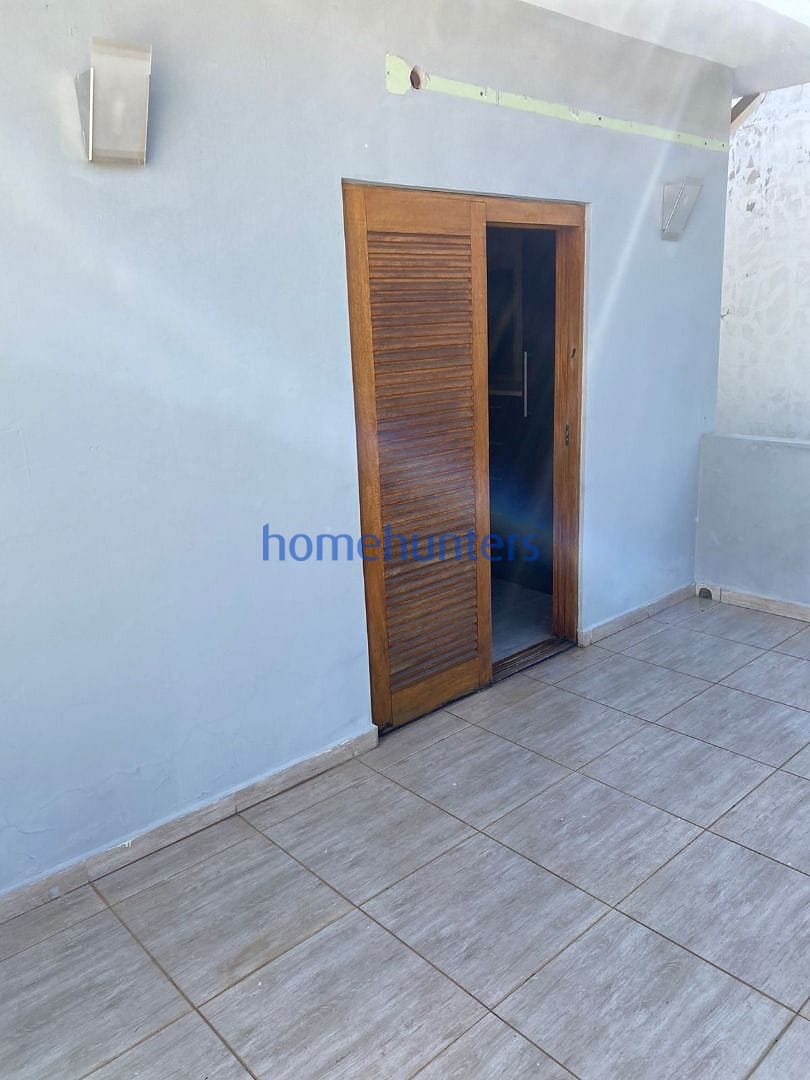Casa à venda com 3 quartos, 236m² - Foto 19