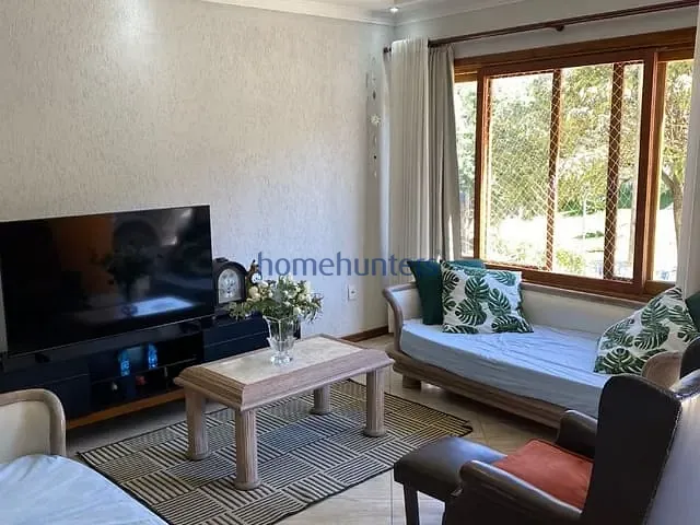 Casa com 300m² 3 quartos e 5 banheiros, à venda, no bairro Roncáglia em Valinhos