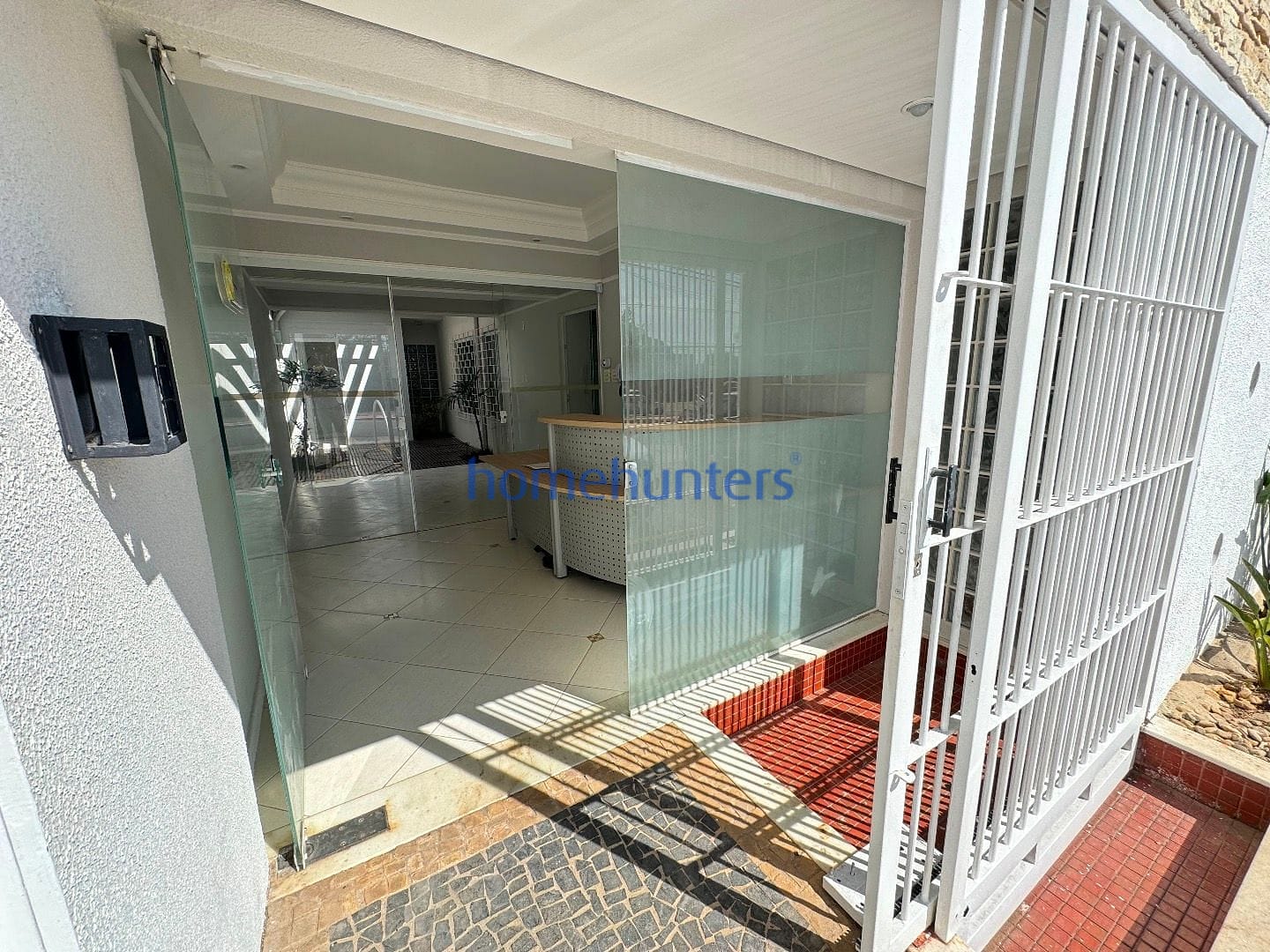Casa à venda e aluguel com 12 quartos, 223m² - Foto 4