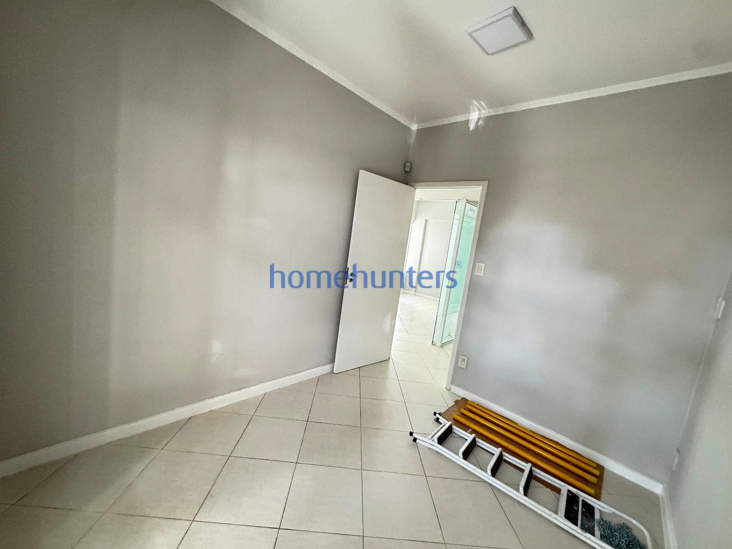 Casa à venda e aluguel com 12 quartos, 223m² - Foto 17