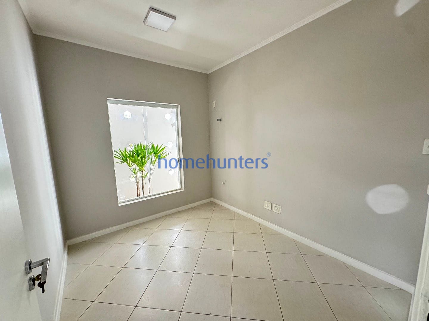 Casa à venda e aluguel com 12 quartos, 223m² - Foto 11