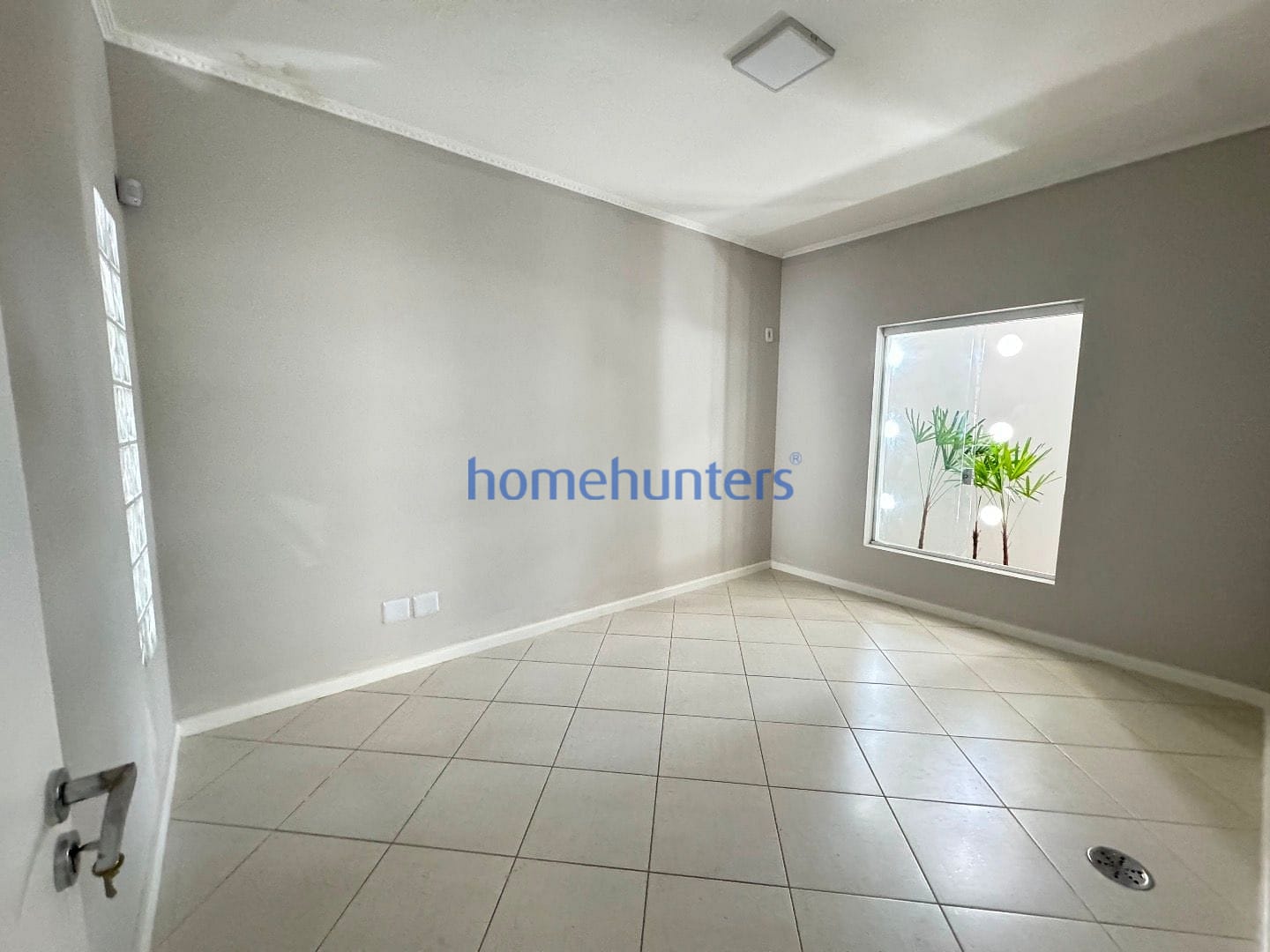 Casa à venda e aluguel com 12 quartos, 223m² - Foto 19