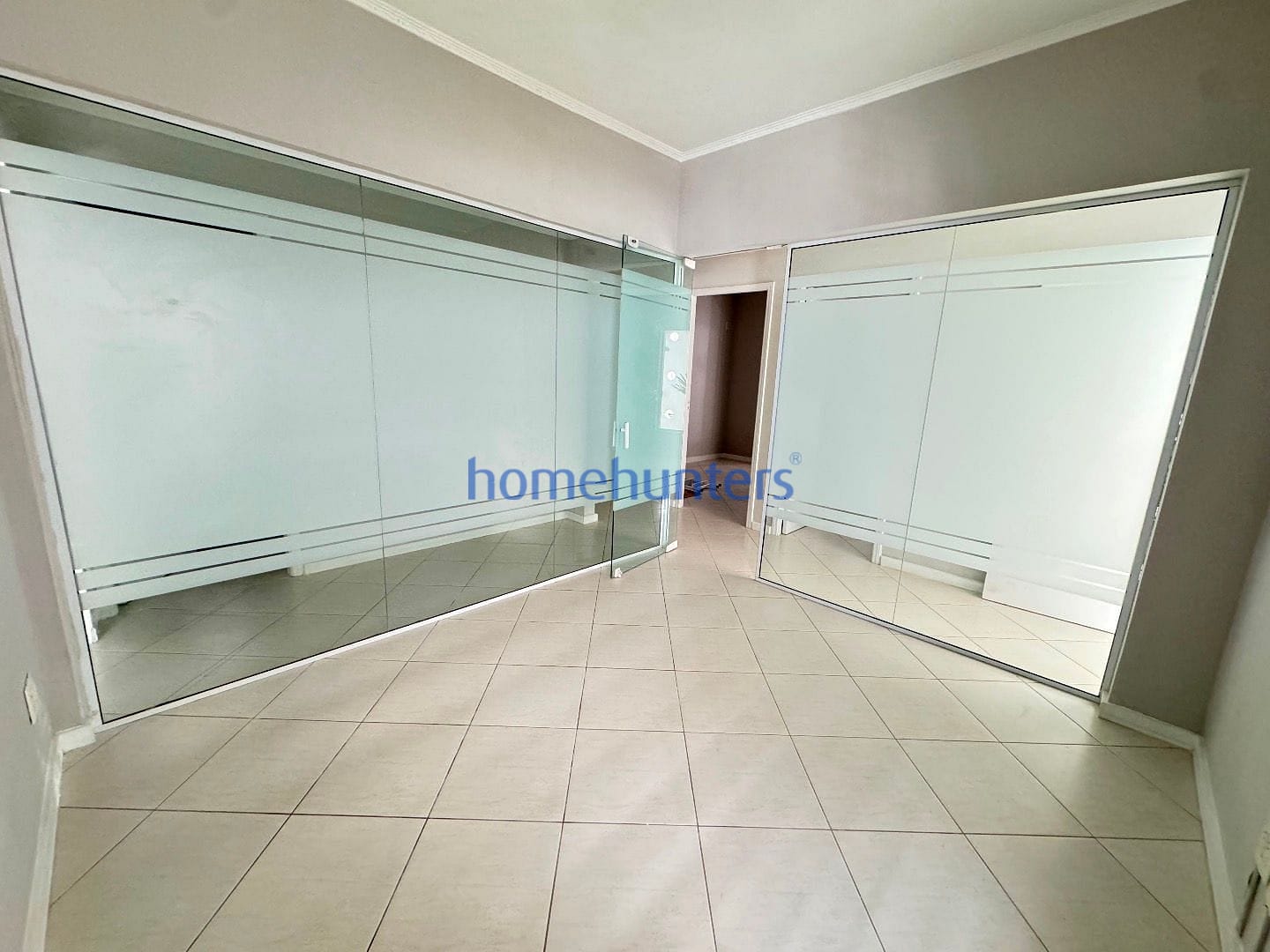 Casa à venda e aluguel com 12 quartos, 223m² - Foto 14