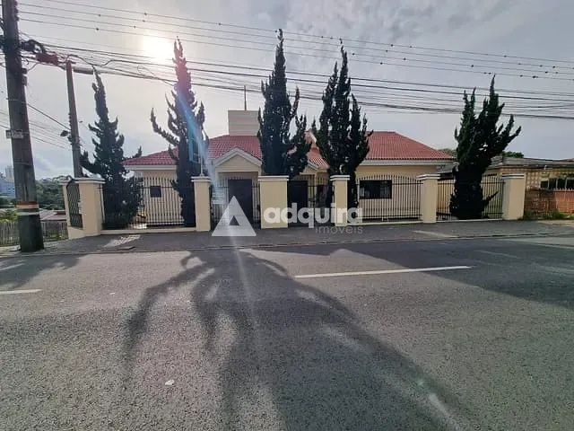 Casa para alugar, no bairro Uvaranas em Ponta Grossa