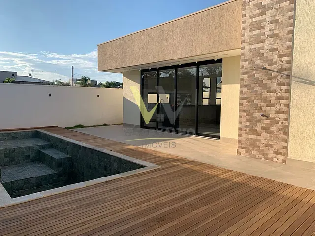 Casa com 382m² 3 quartos e 3 banheiros, à venda, no bairro Cond. Gaudi em Anápolis