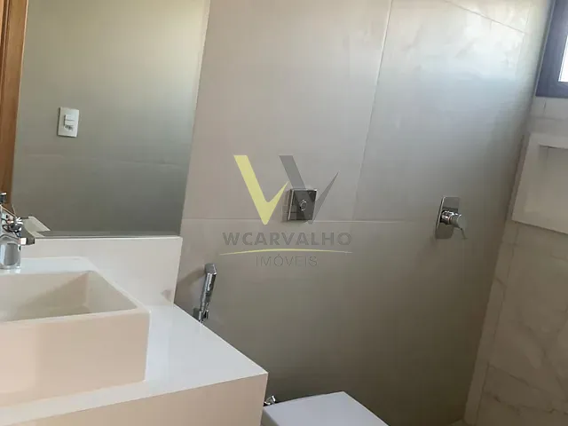 Casa com 382m² 3 quartos e 3 banheiros, à venda, no bairro Cond. Gaudi em Anápolis