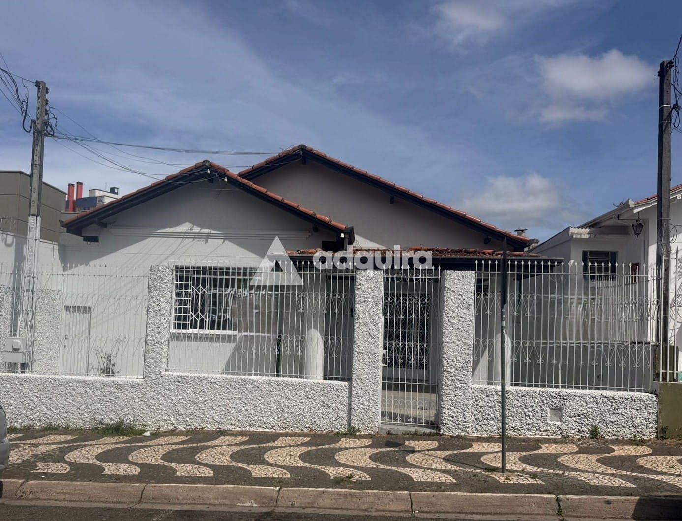 Casa à venda e aluguel com 1 quarto, 160m² - Foto 2