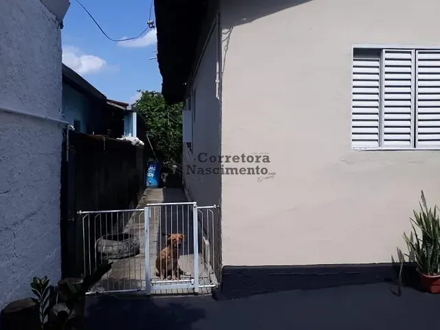 Casa com 300m² 5 quartos e 3 banheiros, à venda, no bairro Conjunto Residencial Trinta e Um de Marco em São José dos Campos