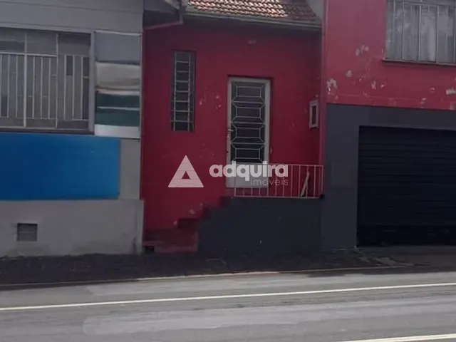 Casa à venda, no bairro Centro em Ponta Grossa
