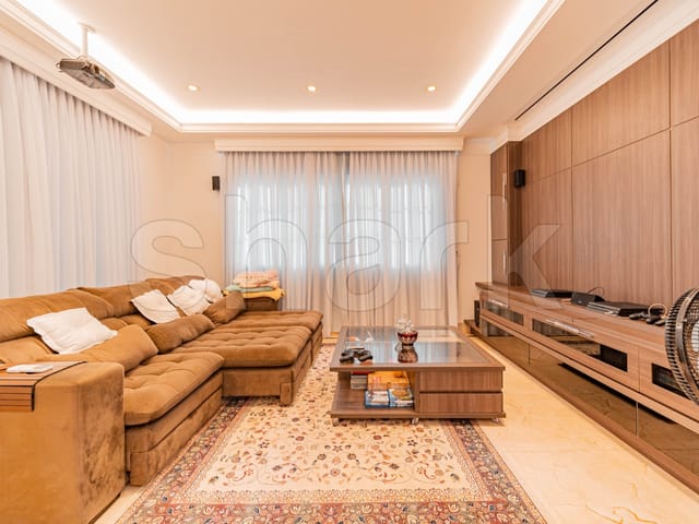 Casa com 950m² 5 quartos e 9 banheiros, à venda, no bairro Alphaville em Santana de Parnaíba