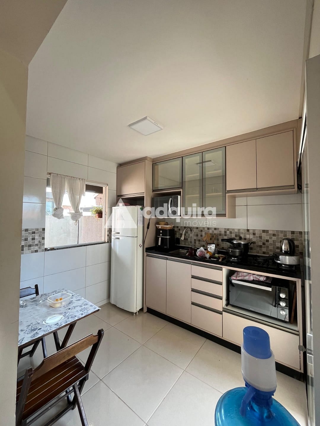 Casa à venda com 3 quartos, 10m² - Foto 6