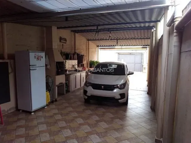 Casa com 200m² 2 quartos e 1 banheiro, à venda, no bairro Vila Assis em Sorocaba