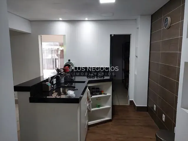 Casa com 290m² 4 quartos e 4 banheiros, à venda, no bairro Jardim Maria do Carmo em Sorocaba