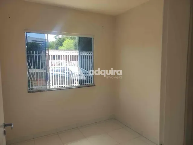 Casa 3 quartos e 1 banheiro, à venda, no bairro Uvaranas em Ponta Grossa