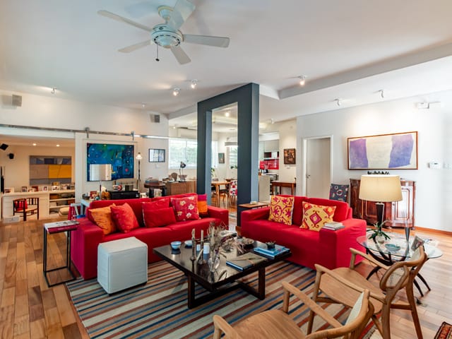 Foto do Casa - Casa tipo para venda em Vila Madalena com 3 quartos, sendo 3 suítes, 180m² | Lares e Andares Imóveis