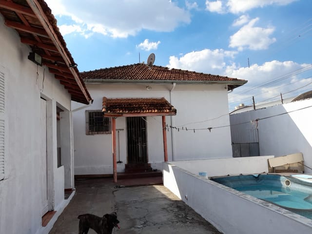 Casa com 370m² 3 quartos e 2 banheiros, à venda, no bairro Centro em Pindamonhangaba