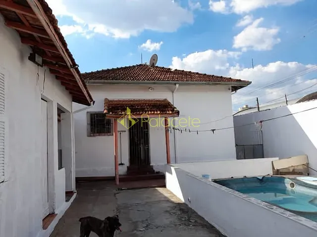 Casa com 370m² 3 quartos e 2 banheiros, à venda, no bairro Centro em Pindamonhangaba