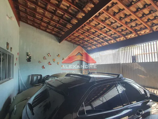 Casa com 322m² 3 quartos e 3 banheiros, à venda, no bairro Vila Tatetuba em São José dos Campos