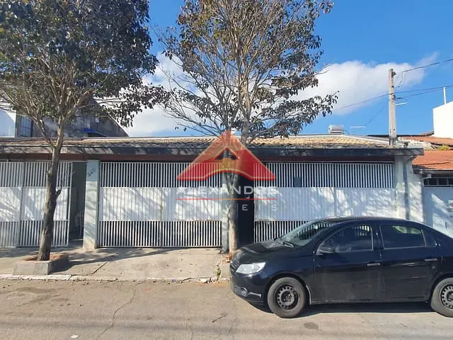 Casa com 322m² 3 quartos e 3 banheiros, à venda, no bairro Vila Tatetuba em São José dos Campos