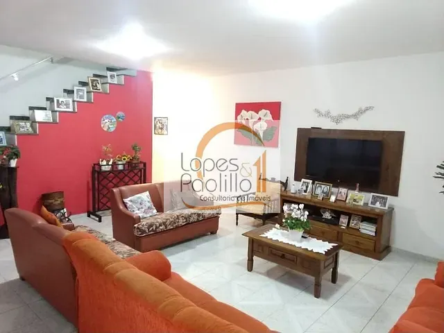 Casa com 273m² 5 quartos e 4 banheiros, à venda, no bairro Centro em Atibaia