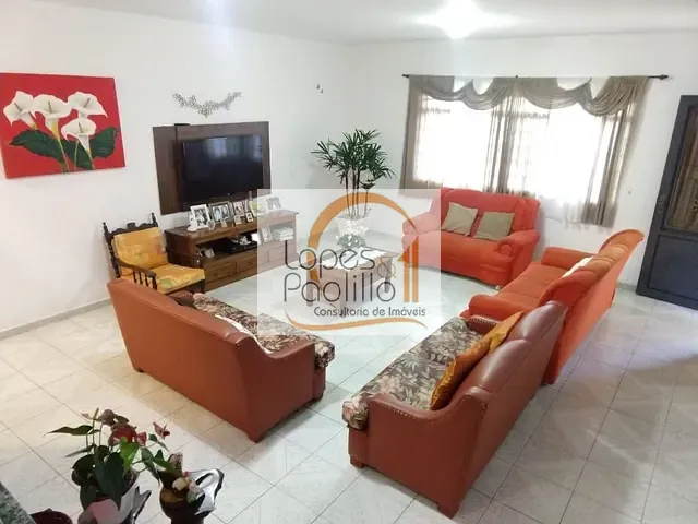 Casa com 273m² 5 quartos e 4 banheiros, à venda, no bairro Centro em Atibaia