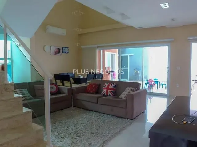 Casa com 309m² 3 quartos e 2 banheiros, à venda, no bairro Condomínio Belvedere II em Votorantim