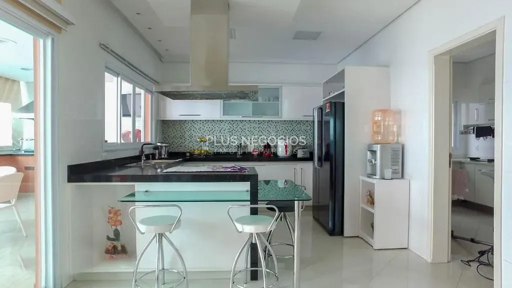 Casa, 3 quartos, 309 m² - Foto 8