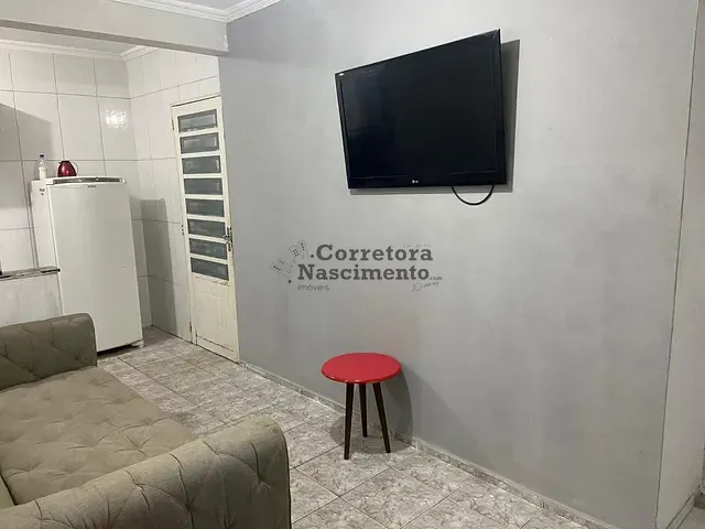 Casa com 115m² 2 quartos e 1 banheiro, para alugar, no bairro Cidade Nova Jacareí em Jacareí