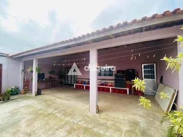 Casa com 286m² 3 quartos e 5 banheiros, à venda, no bairro Contorno em Ponta Grossa