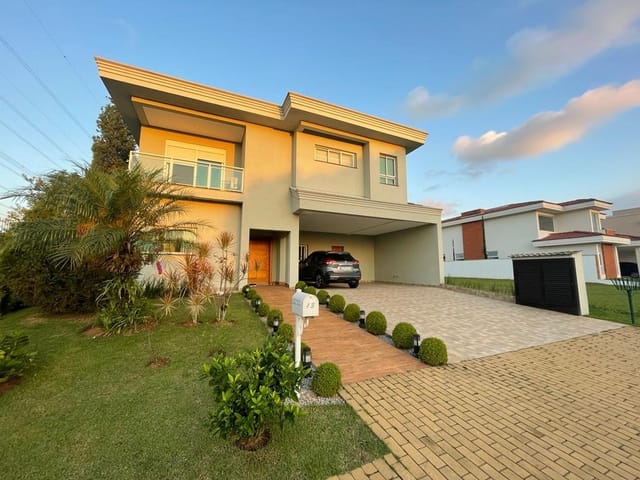 Casa com 460m² 4 quartos e 6 banheiros, à venda, no bairro Alphaville em Santana de Parnaíba