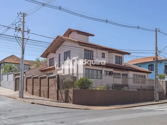 Casa 4 quartos e 4 banheiros, à venda, no bairro Uvaranas em Ponta Grossa