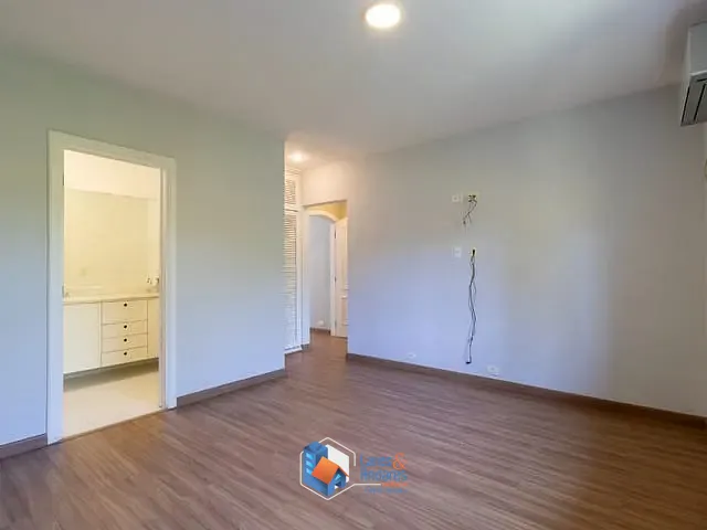Casa com 260m² 4 quartos e 5 banheiros, à venda, no bairro Jardim Morumbi em São Paulo