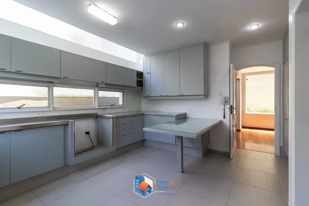 Casa, 4 quartos, 260 m² - Foto 27