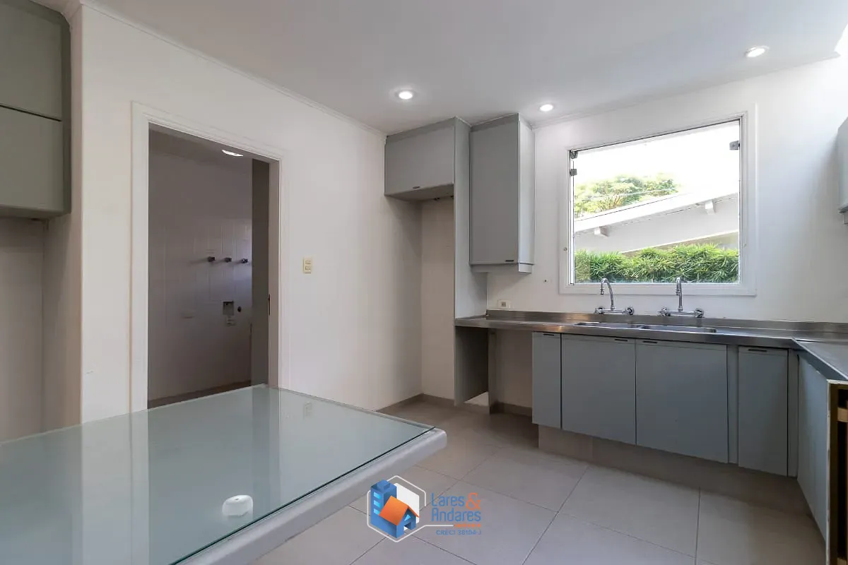 Casa, 4 quartos, 260 m² - Foto 29