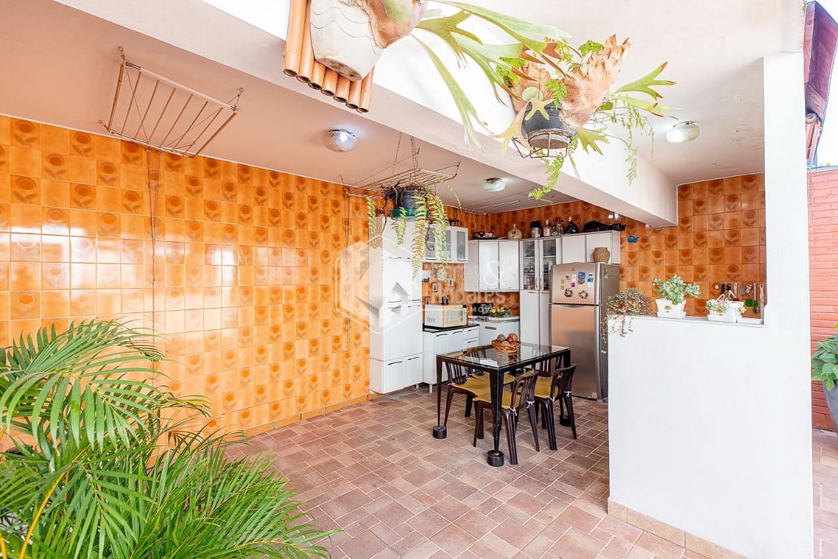 Casa, 3 quartos, 260 m² - Foto 34