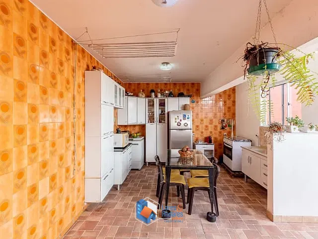 Casa com 300m² 3 quartos e 4 banheiros, à venda, no bairro Jardim Oriental em São Paulo